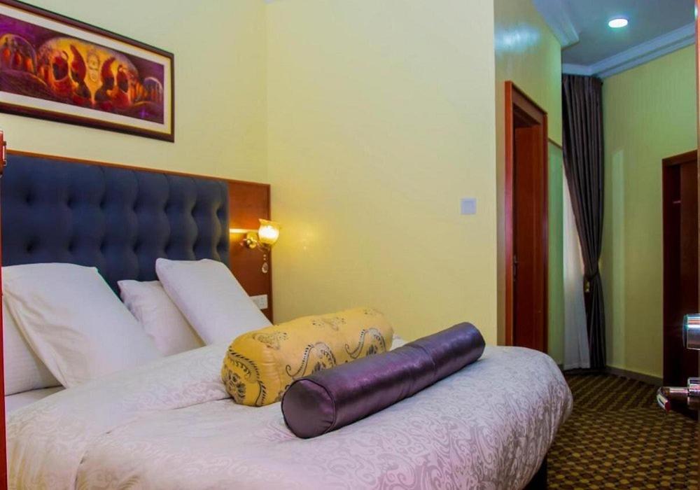 Hotel Esther Court Akure Zewnętrze zdjęcie